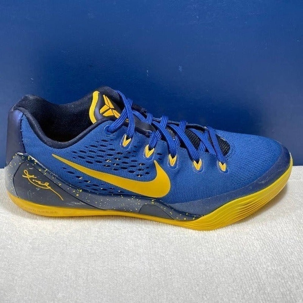 Nike Men’s Kobe 9 “Gym Blue/Gold) Sz 10_4